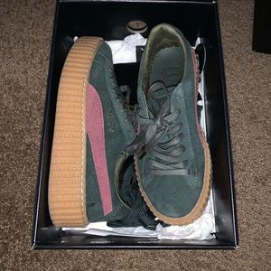 Green bordeaux puma creepers - 5.5 Y